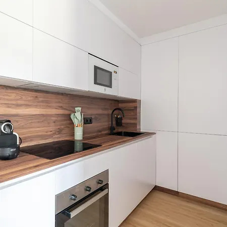 By Ladeira Apartment